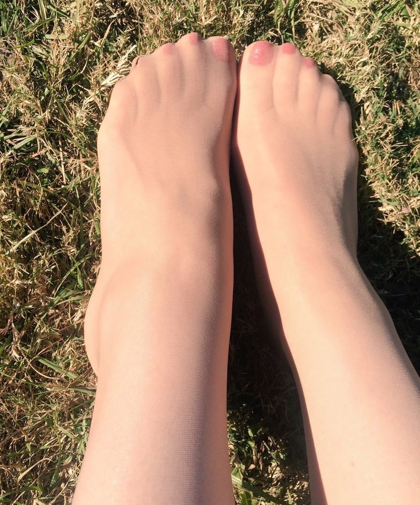 Just nylon feet #97212892