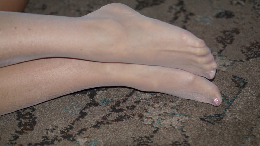Just nylon feet #97212989