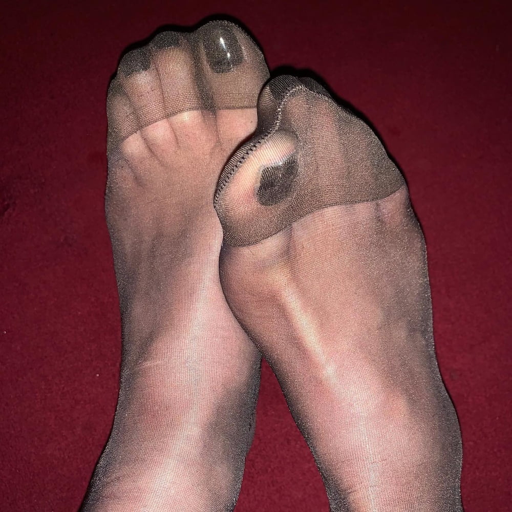 Just nylon feet #97213158