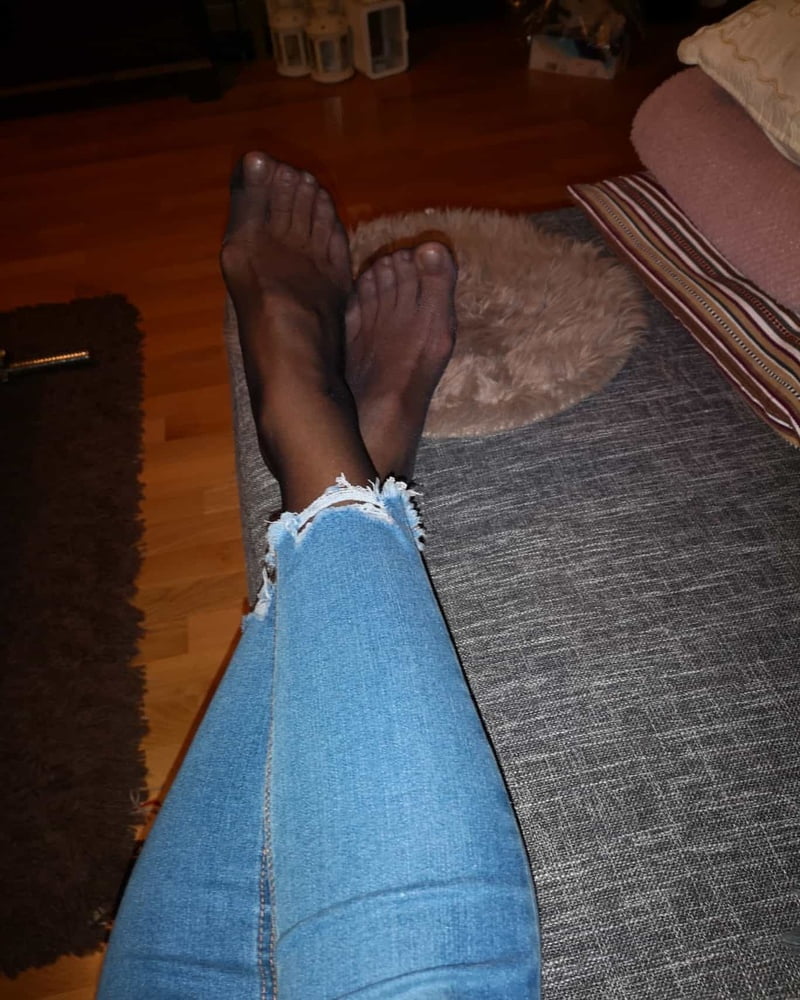 Just nylon feet #97213194