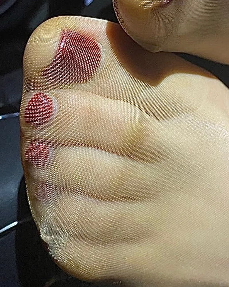 Just nylon feet #97213689