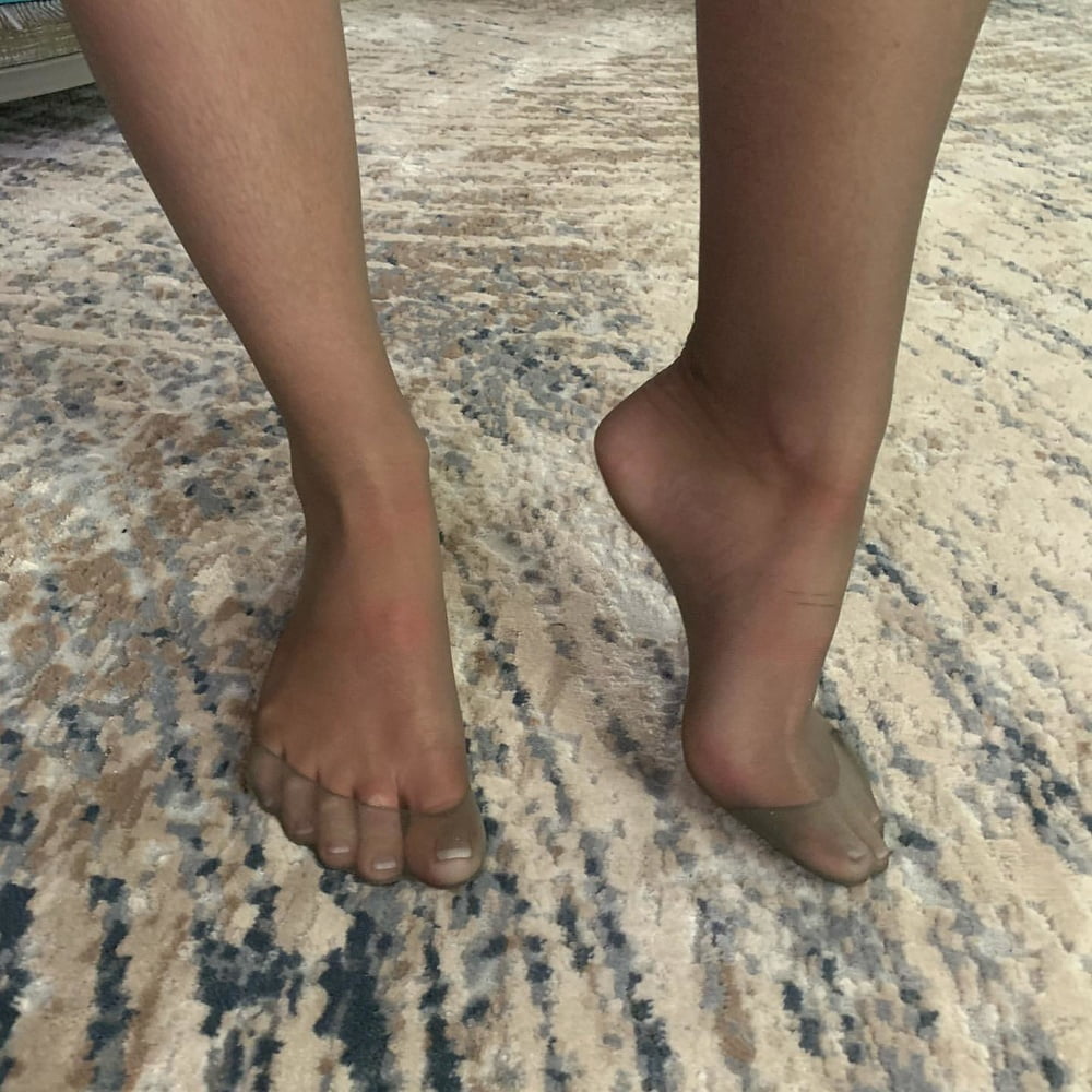 Sólo pies de nylon
 #97213692