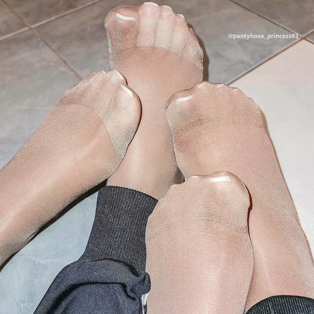 Sólo pies de nylon
 #97213839