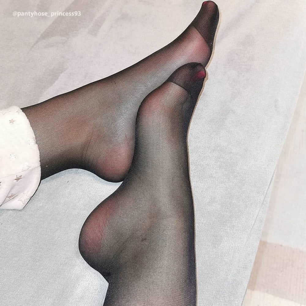 Sólo pies de nylon
 #97213893