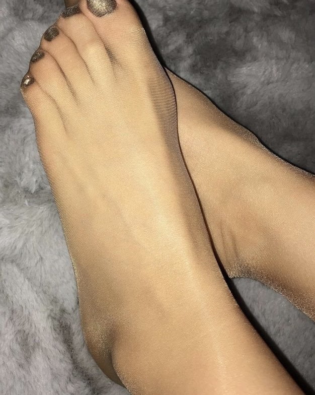 Just nylon feet #97214368
