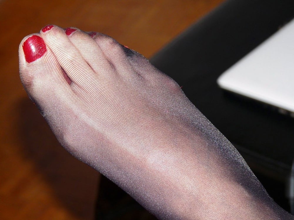 Just nylon feet #97214373