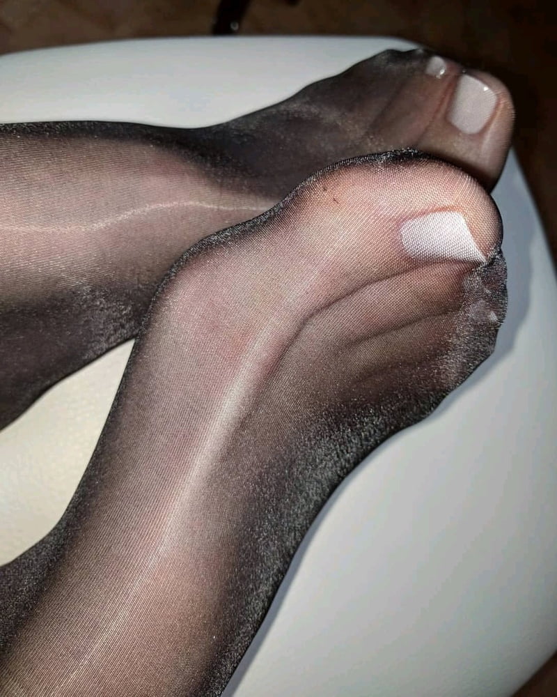 Just nylon feet #97214377