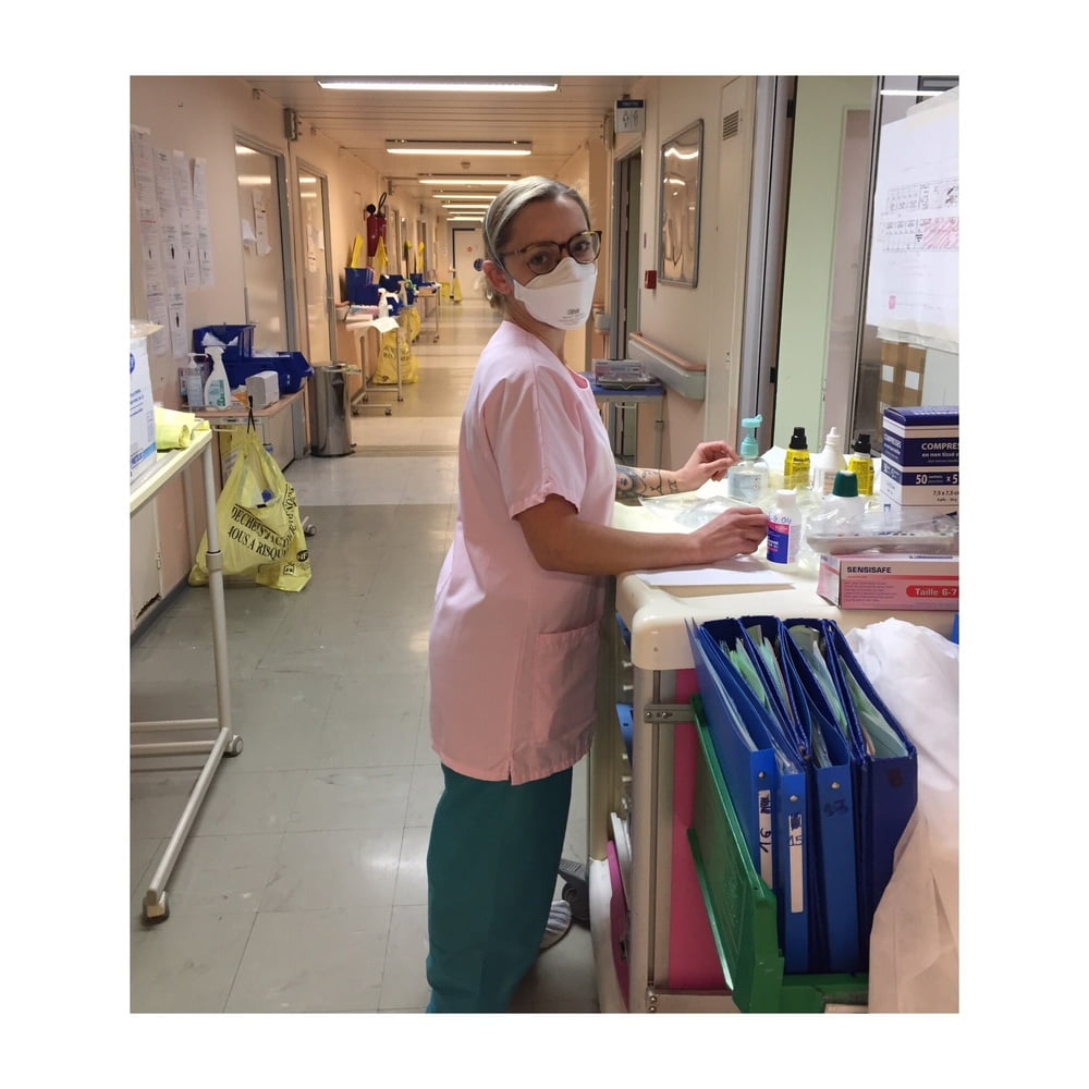 Liza del sierra, une infirmière coronavirus
 #98996181
