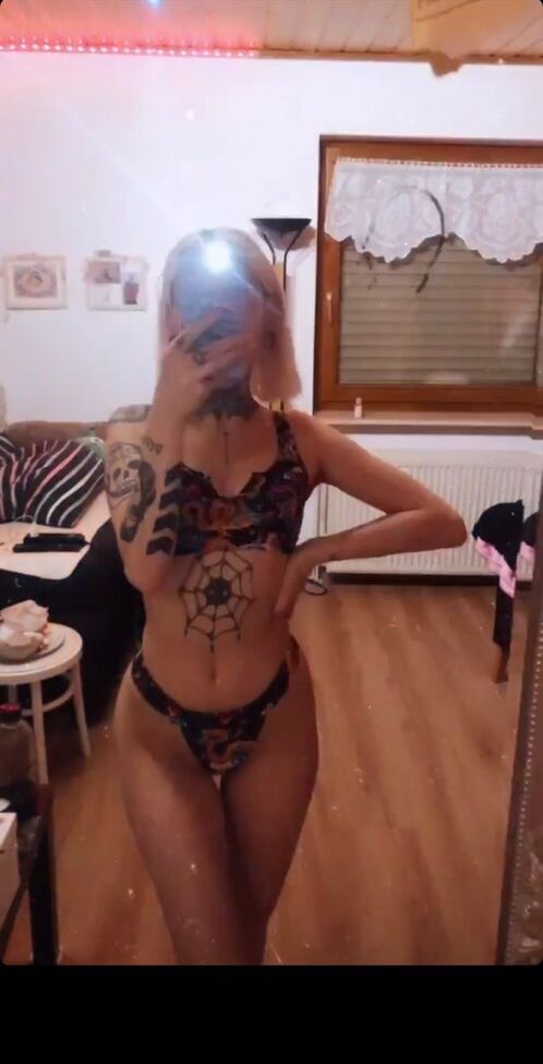 Gheddocinderrella desnuda #108150094