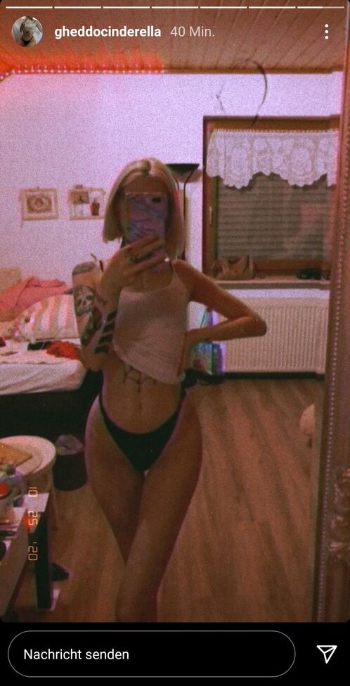 Gheddocinderrella desnuda #108150098