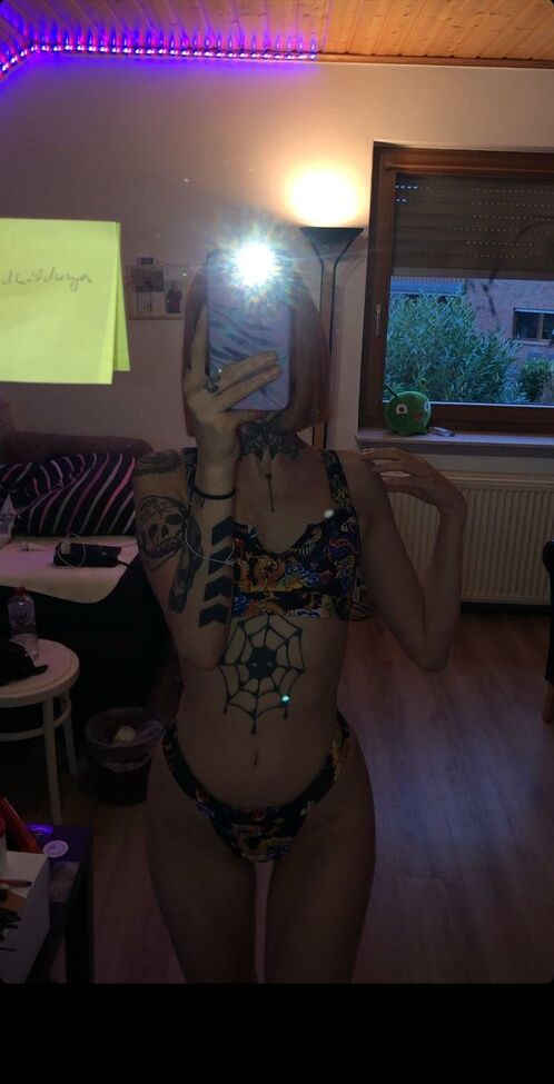 Gheddocinderrella desnuda #108150101