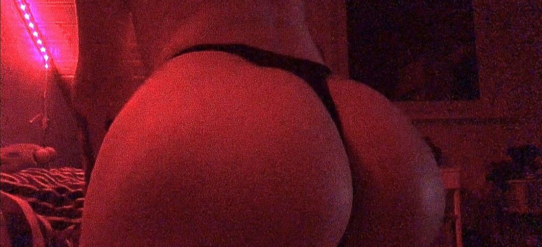 Gheddocinderrella desnuda #108150132