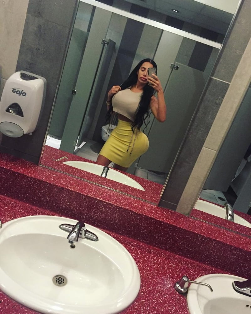 Kristyna martelli
 #104964300