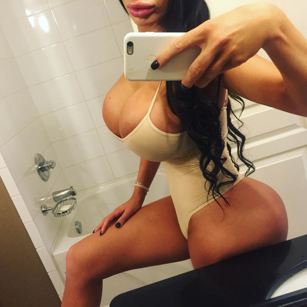 Kristyna martelli
 #104964346