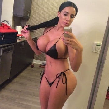 Kristyna martelli
 #104964543