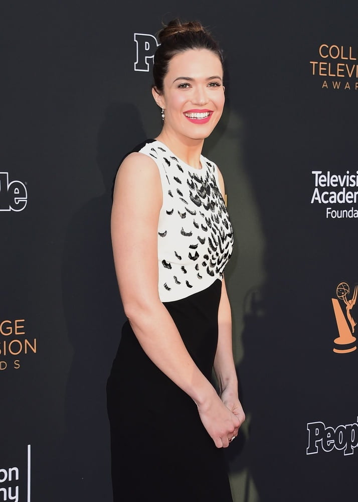Mandy moore -38th college television awards (24 mayo 2017)
 #96818394
