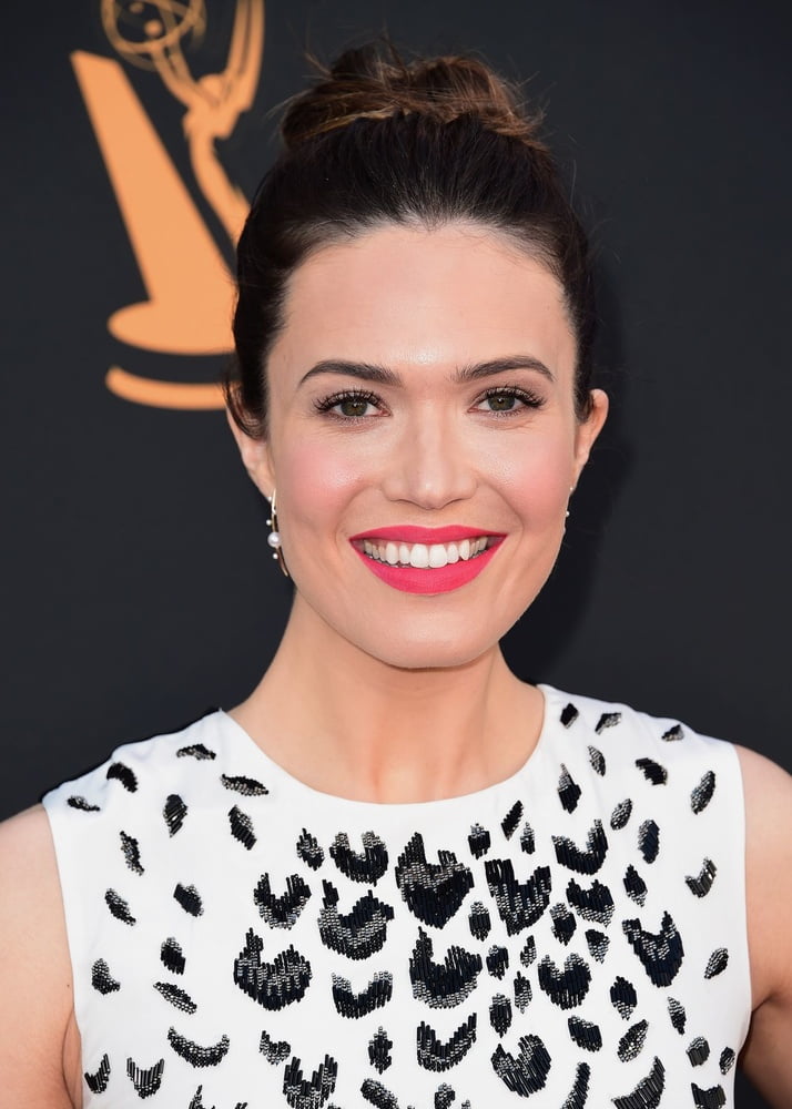 Mandy moore -38th college television awards (24 mayo 2017)
 #96818415