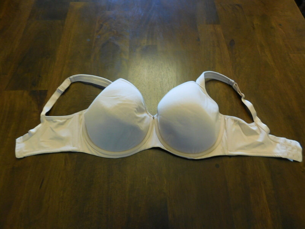 Colpi di reggiseno
 #98469096