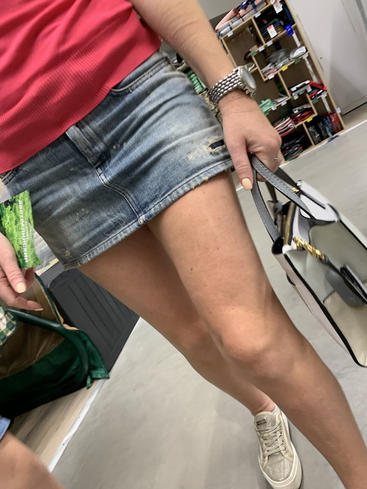 Sexy Mom with mini skirt #93776064