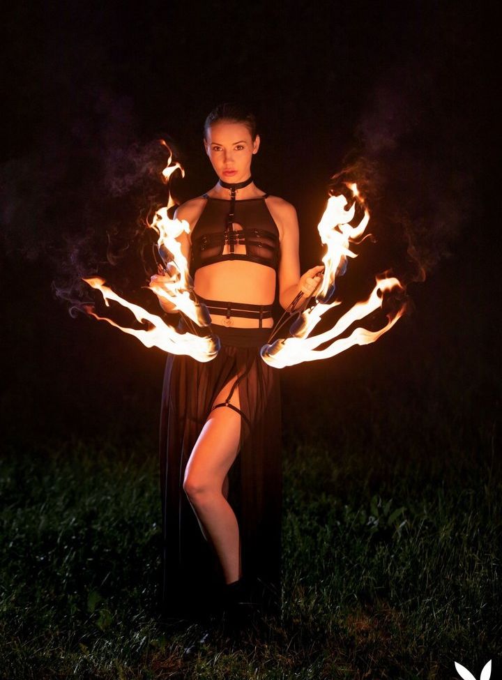 Elilith Noir desnuda #108275862