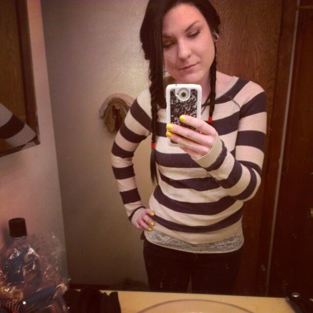 Stoner girl #104589371