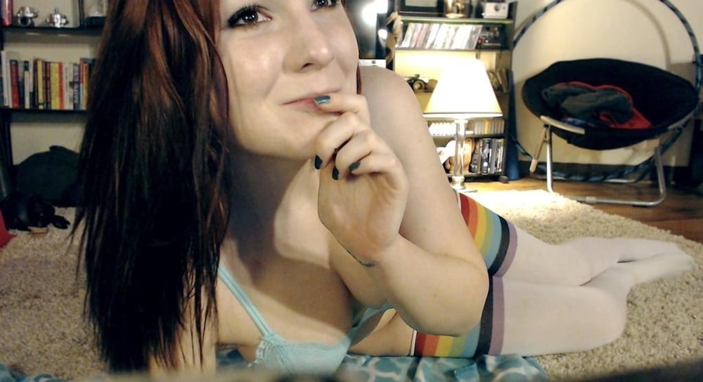 Stoner girl #104589478