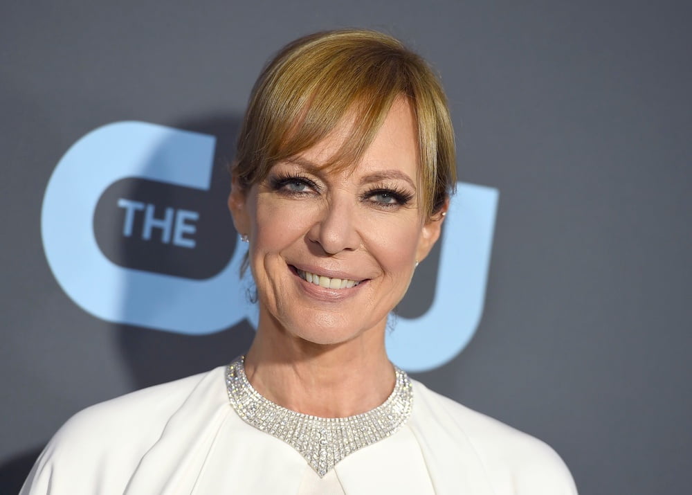 L'incroyable allison janney
 #93367469