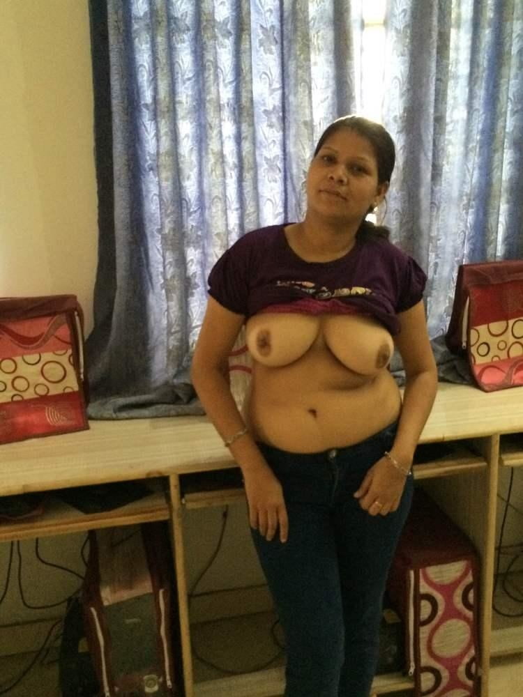 Cheating chubby aunty from Kolkata leaked photos #98554486