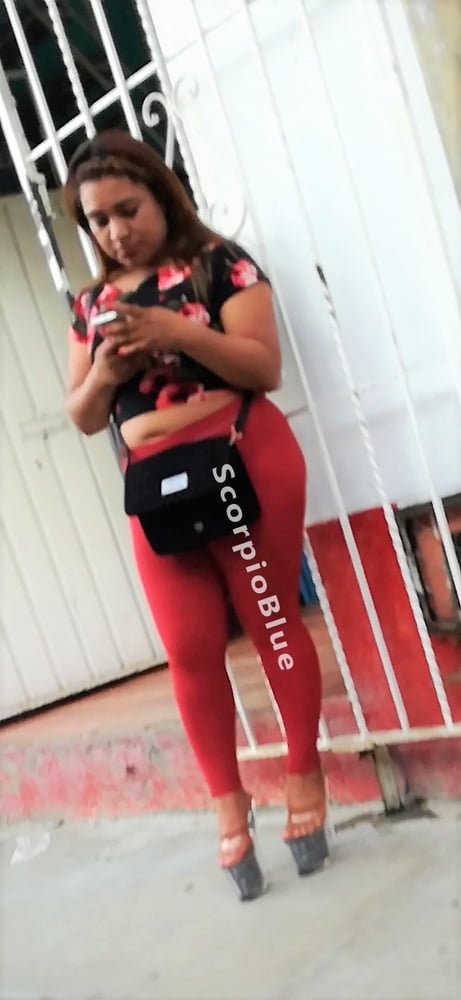 Putas chichonas #93012931