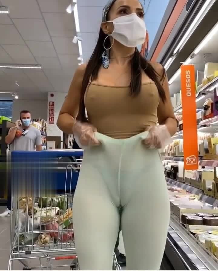 Putas chichonas #93013139