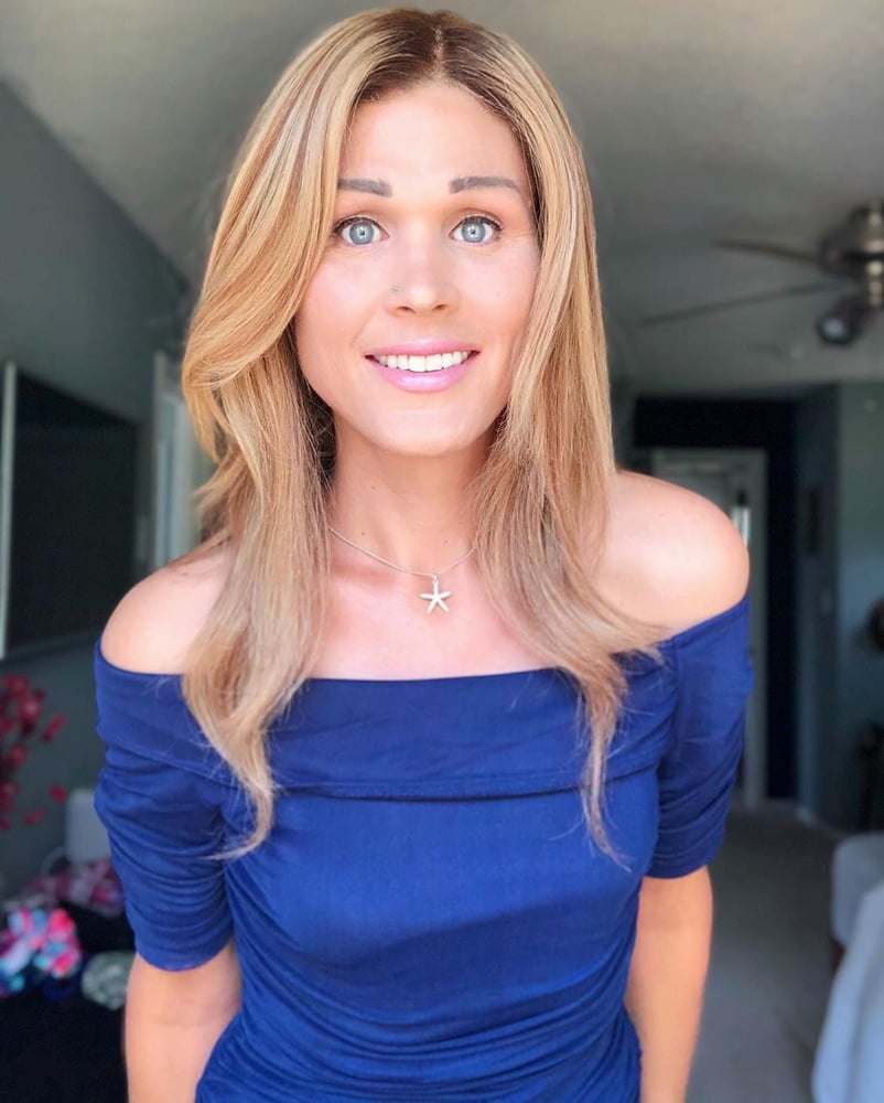 Femme magnifique 2
 #80625544