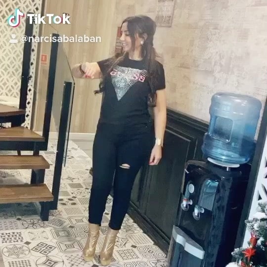 narcisa guta #92513185