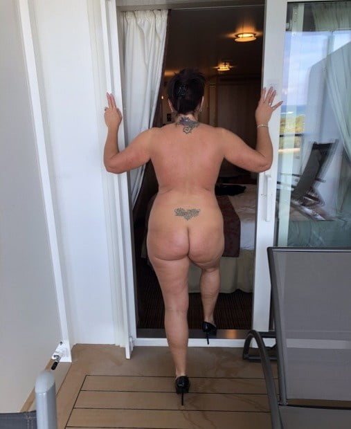 Matures with an open door policy 5 #82610418