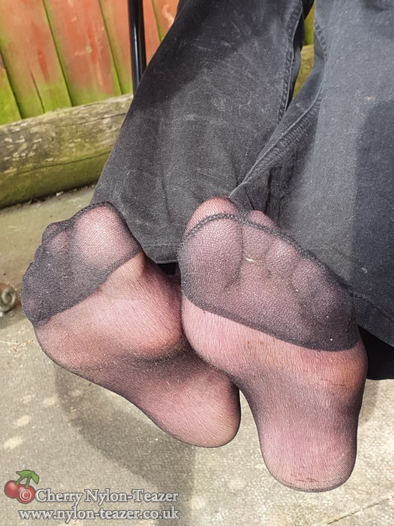 Black Hose Lockdown #98462960