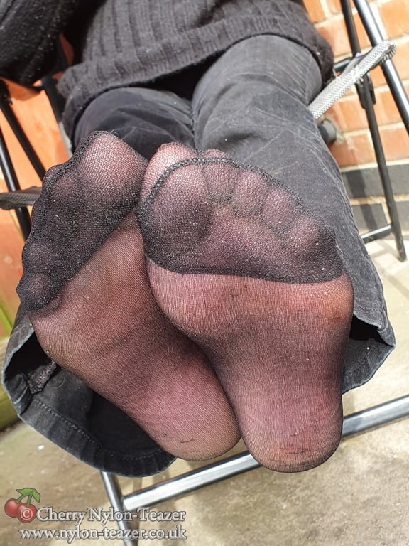Black Hose Lockdown #98462978