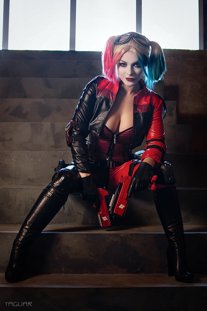 Harley Quinn #87697932