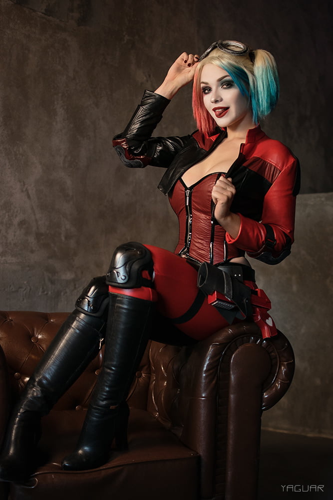 Harley quinn
 #87697935