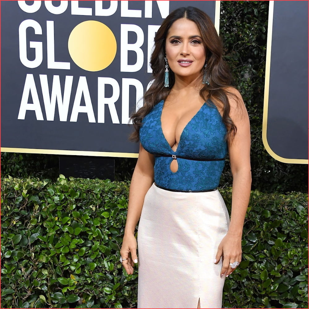 Salma Hayeks massive tits at Golden Globes 2020 #96419279