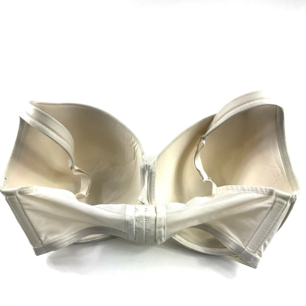 Colpi di reggiseno
 #102032515