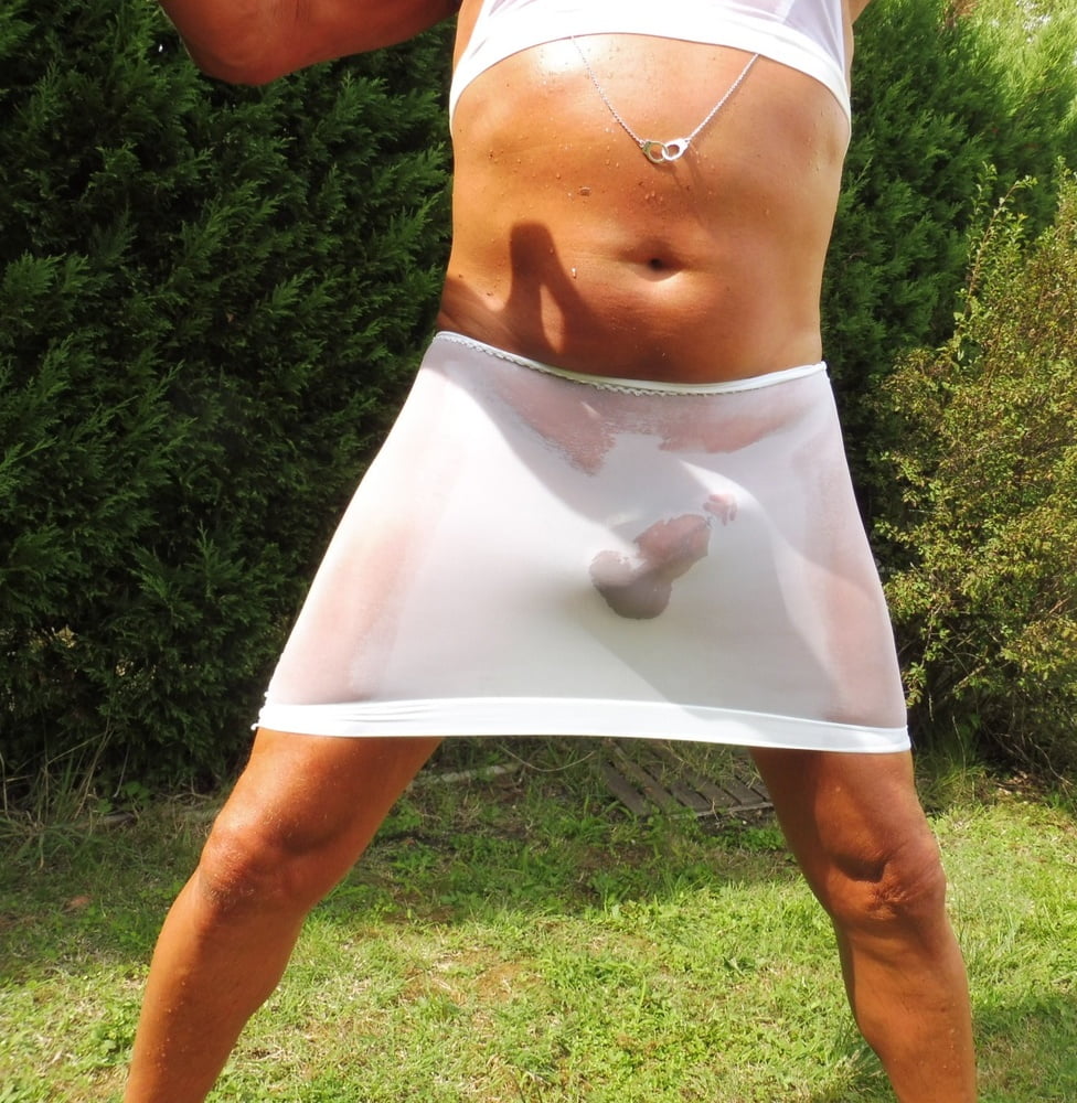 Lui Jupe Transparente 2 mouillee #80784132