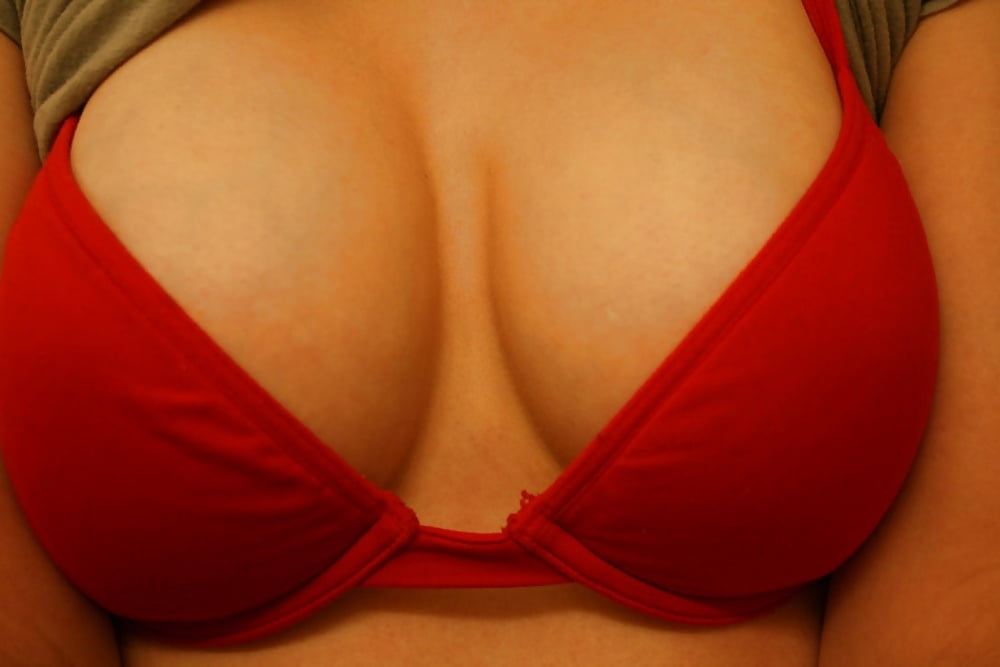 Amateur Brünette 113
 #105694646