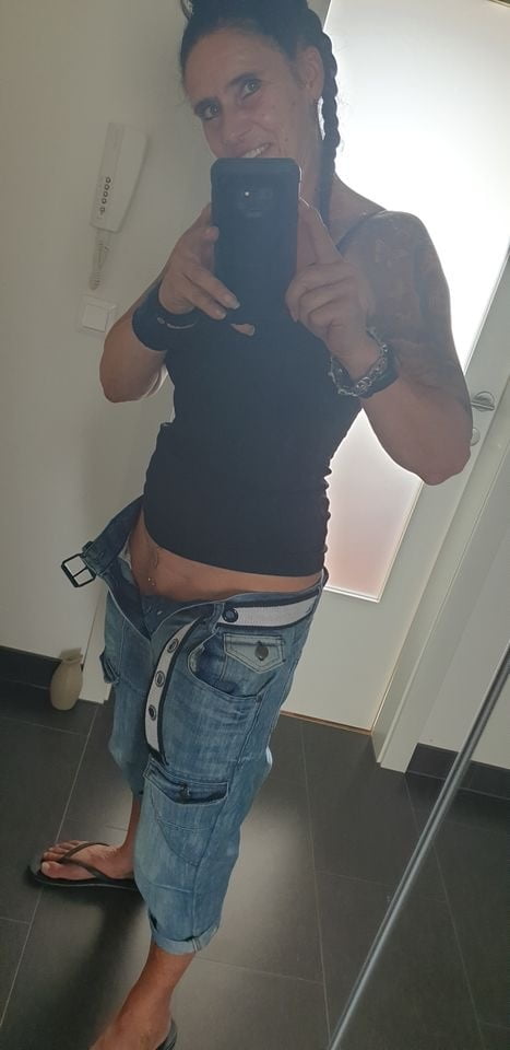 Bibabot lovoo Hausfrauen 1
 #81995216