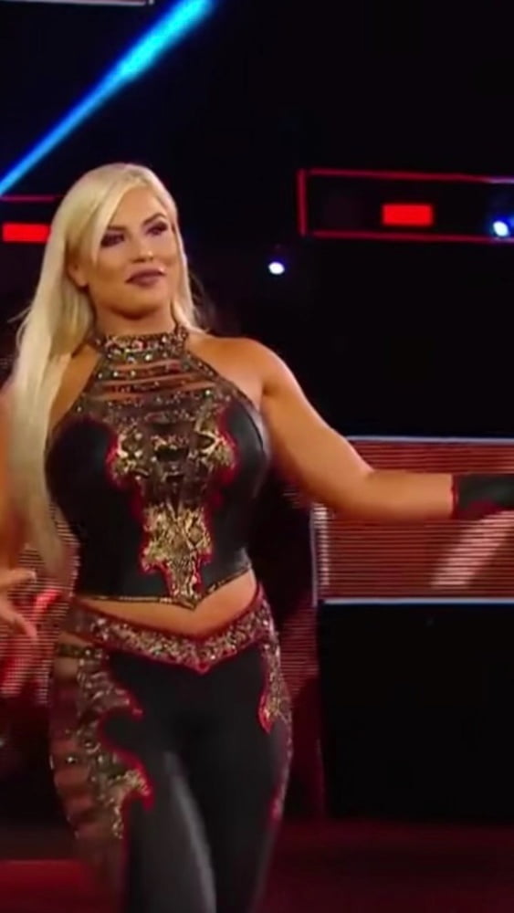 Dana brooke
 #97471877