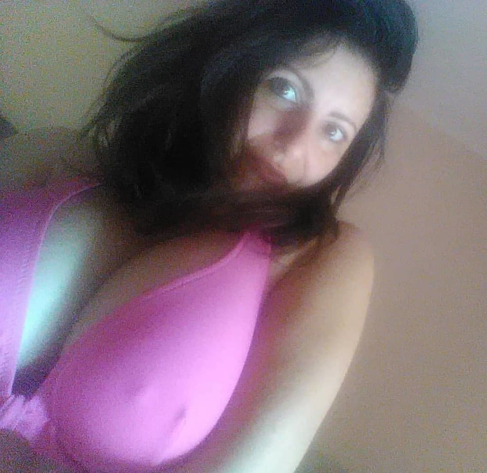 Italian Milf Mom Sexy Bitch Non Nude Slut #100940116