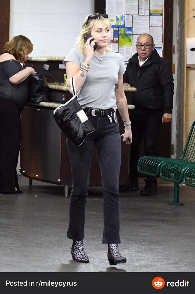 Miley Cyrus Part 6 #106221021