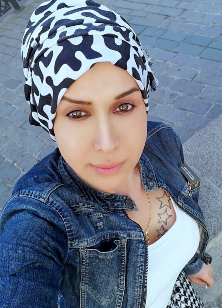 Turbanli hijab arab turkish paki egypt chinese indian malay #79761253