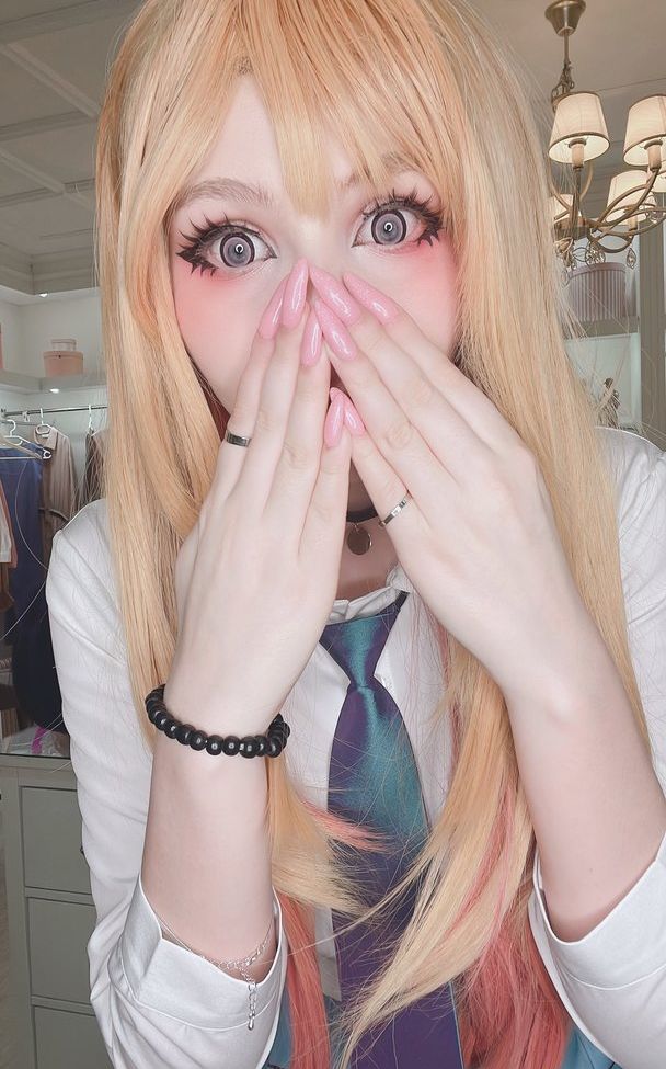 Tsuki Desu nackt #107960089