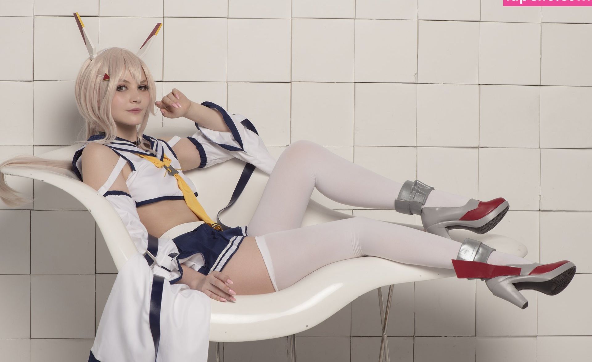 Tsuki Desu nackt #107960140