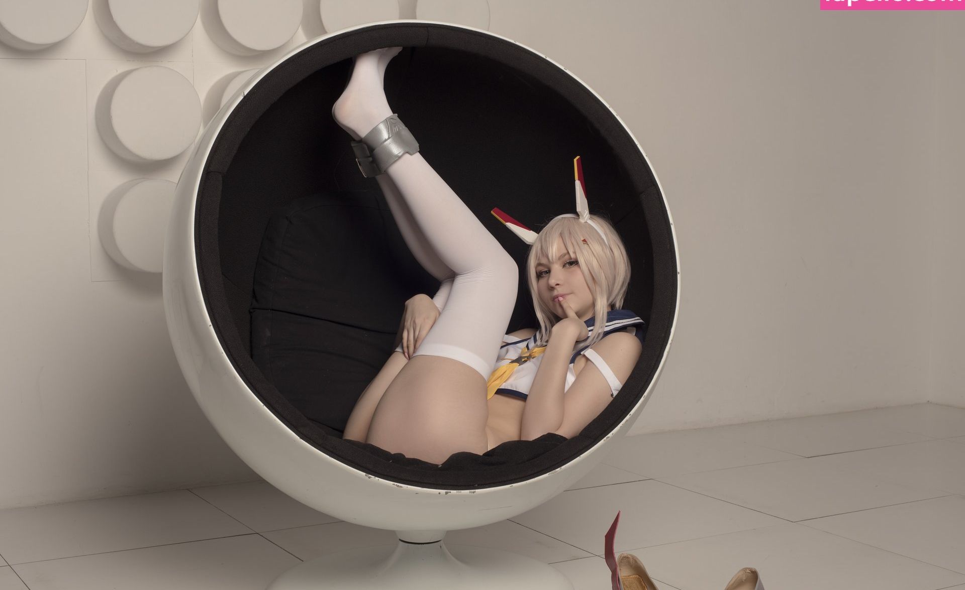 Tsuki Desu nackt #107960148