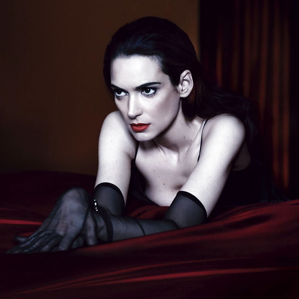 Winona Ryder Hot Pics #104665550